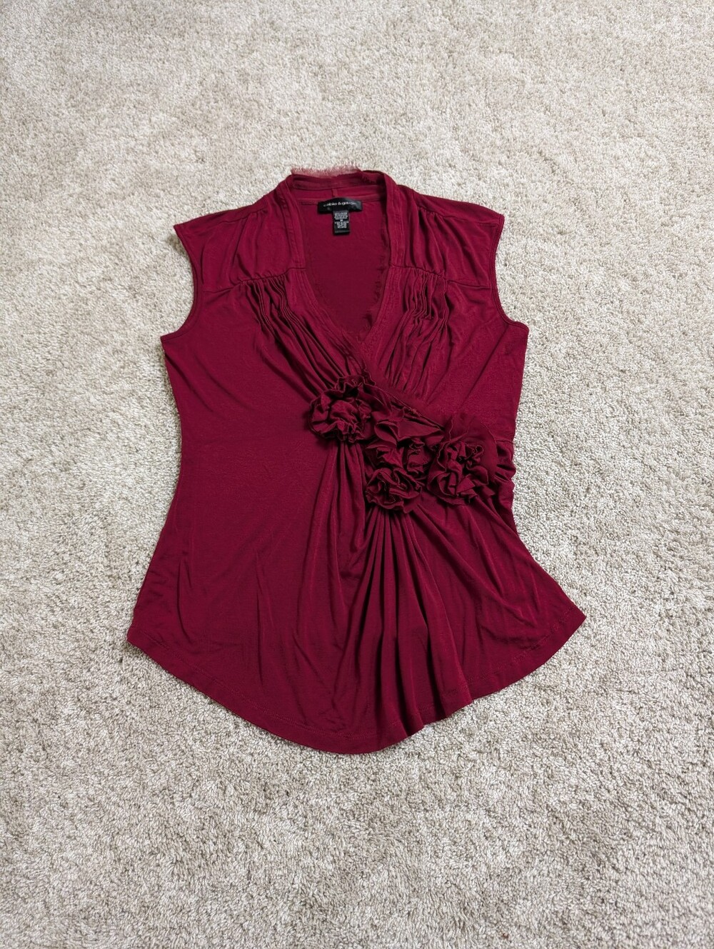 Cable & Gauge Sleeveless Faux-Wrap Top in Deep Wine Red Medium